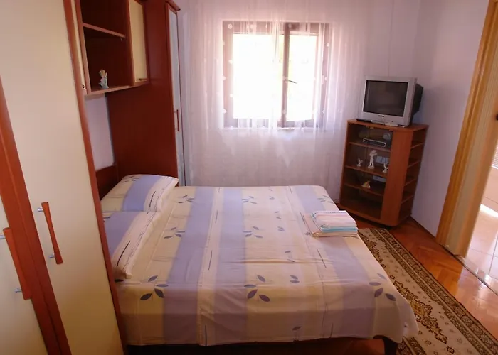 Leontina Διαμέρισμα Sumartin