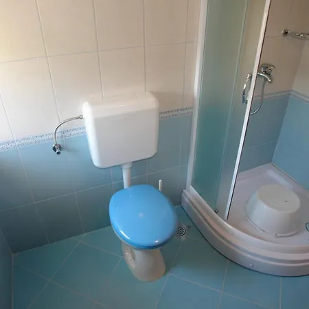Apartment Leontina *