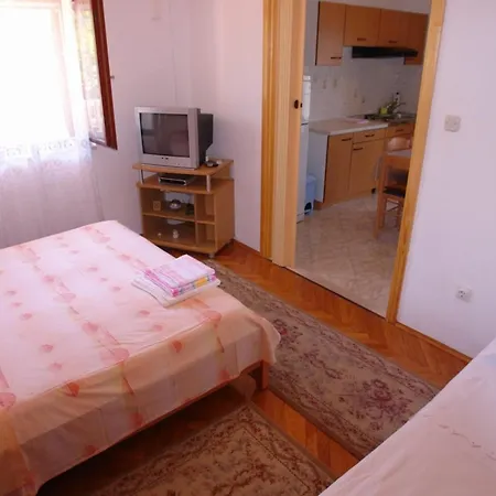 Appartement Leontina Sumartin