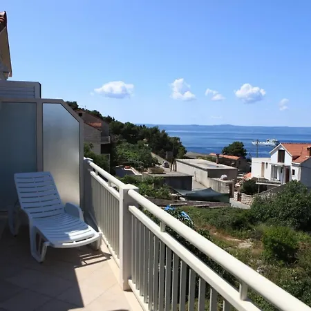 Apartment Leontina *